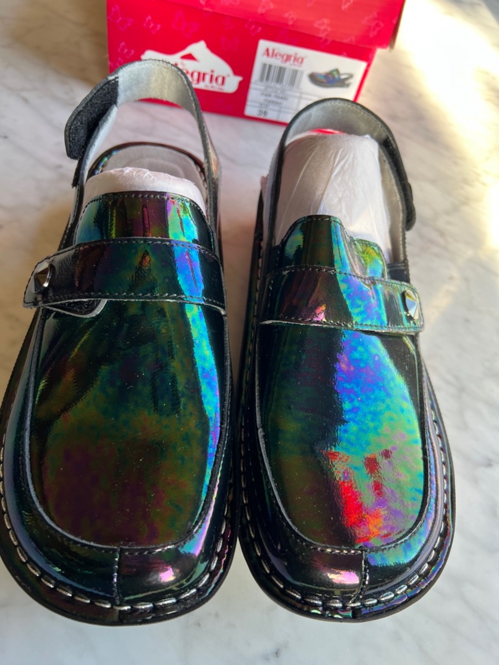 New in Box Alegria Farah Slickery Patent Sz 39 Us 9